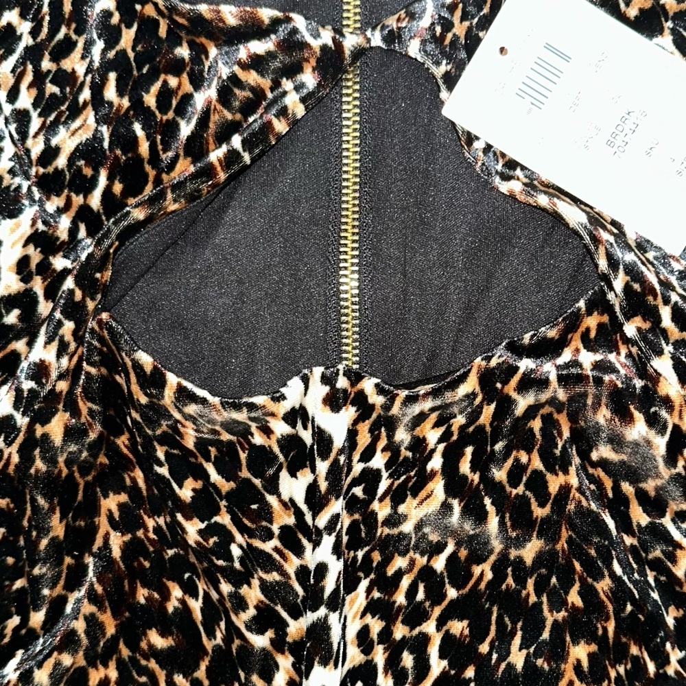 Cache Animal Print Long Sleeve Dress - Picture 3 of 13